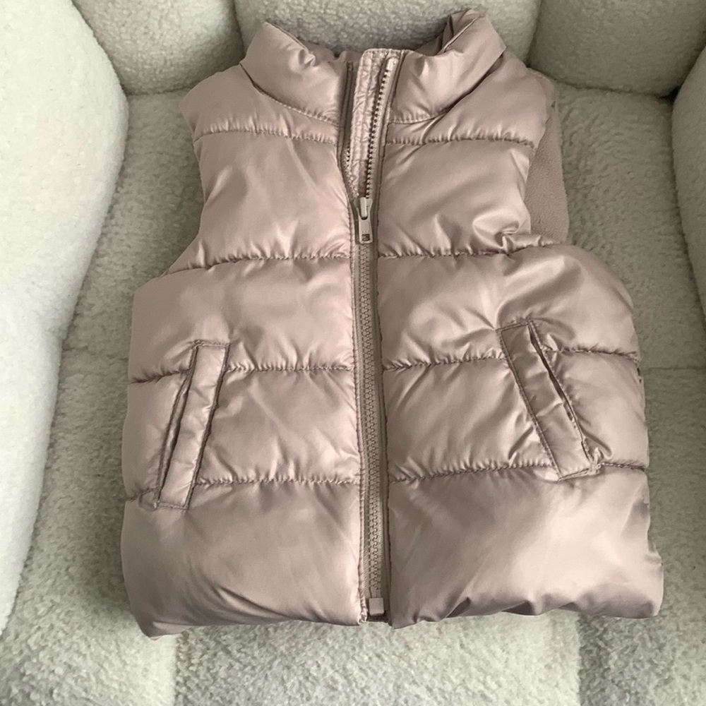 Old Navy toddler 2t puffer vest